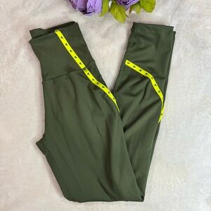 NWT Green Adidas Believe This 2.0 3 Bar Training Tight - 7/8 Length